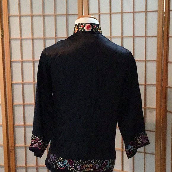 100 % SILK MAO Blouse black M Size bought in Hong Kong , excellent condition. - Picture 5 of 5